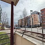 Lägenhet 46m2 - Location - Parking Space - Sauna - Self Check-in Jyväskylä
