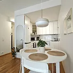 46m2 - Location - Parking Space - Sauna - Self Check-in