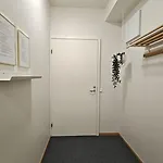 46m2 - Location - Parking Space - Sauna - Self Check-in Lägenhet