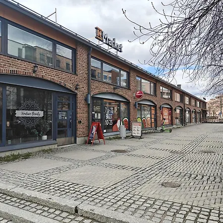 46m2 - Location - Parking Space - Sauna - Self Check-in Jyväskylä